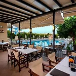 Ilyssion Holidays * יאליסוס
