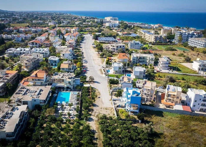 Ilyssion Holidays יאליסוס